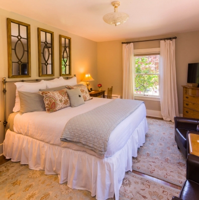 Greenlake Guest House Bed & Breakfast | Seattle's Top-Rated!